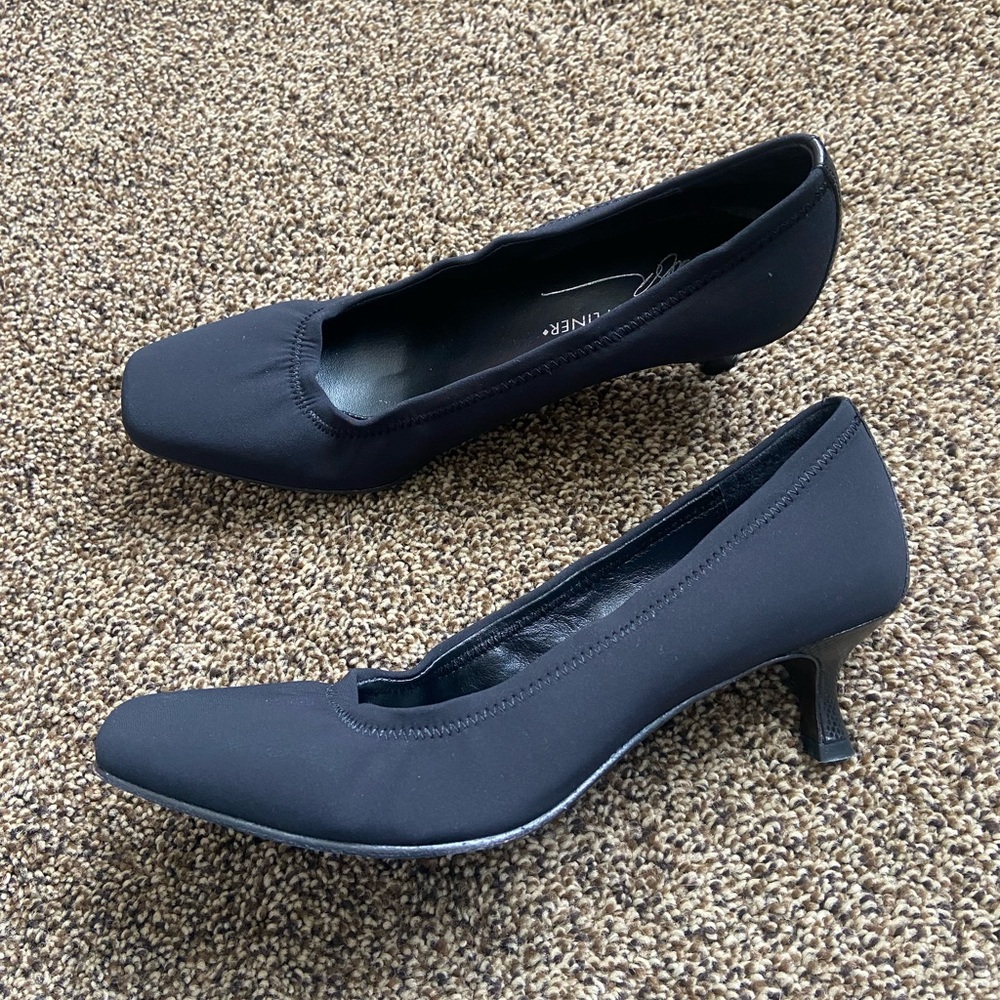 Donald J. Pliner Nylon Pumps Size 6